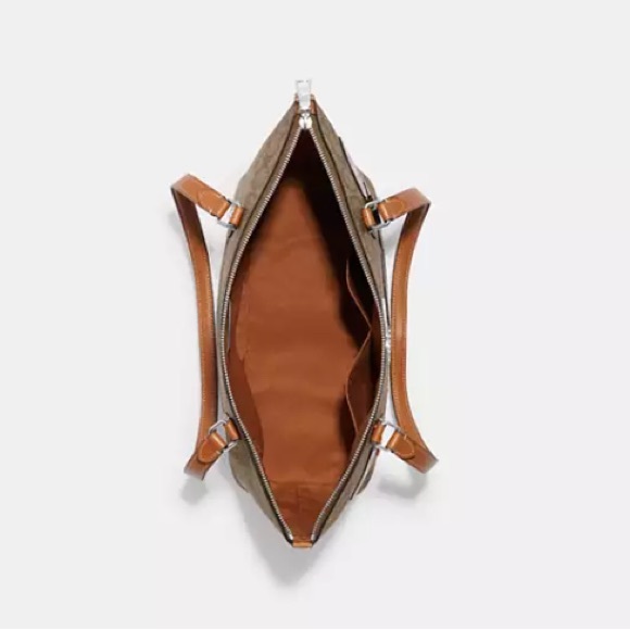 COACH GALLERY TOTE IN SIGNATURE CANVAS WITH PATCHES - Picture 3 of 8